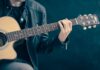 Pierwsza gitara dla nastolatka