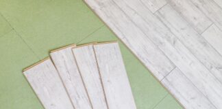 wyprzedaż paneli podłogowych